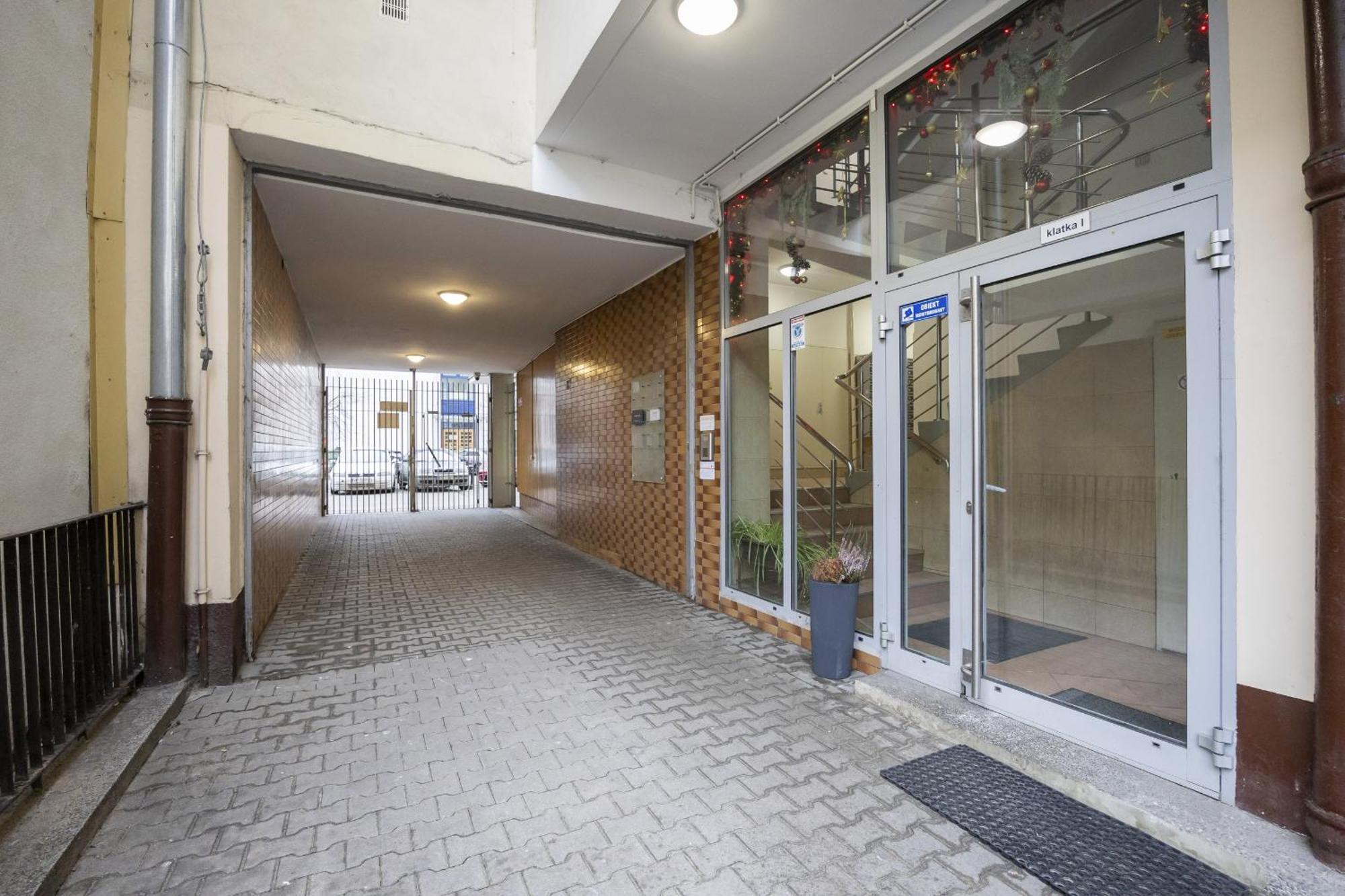 Marszalkowska Stylish Apartment With Balcony Warsaw Center By Noclegi Renters Exterior foto